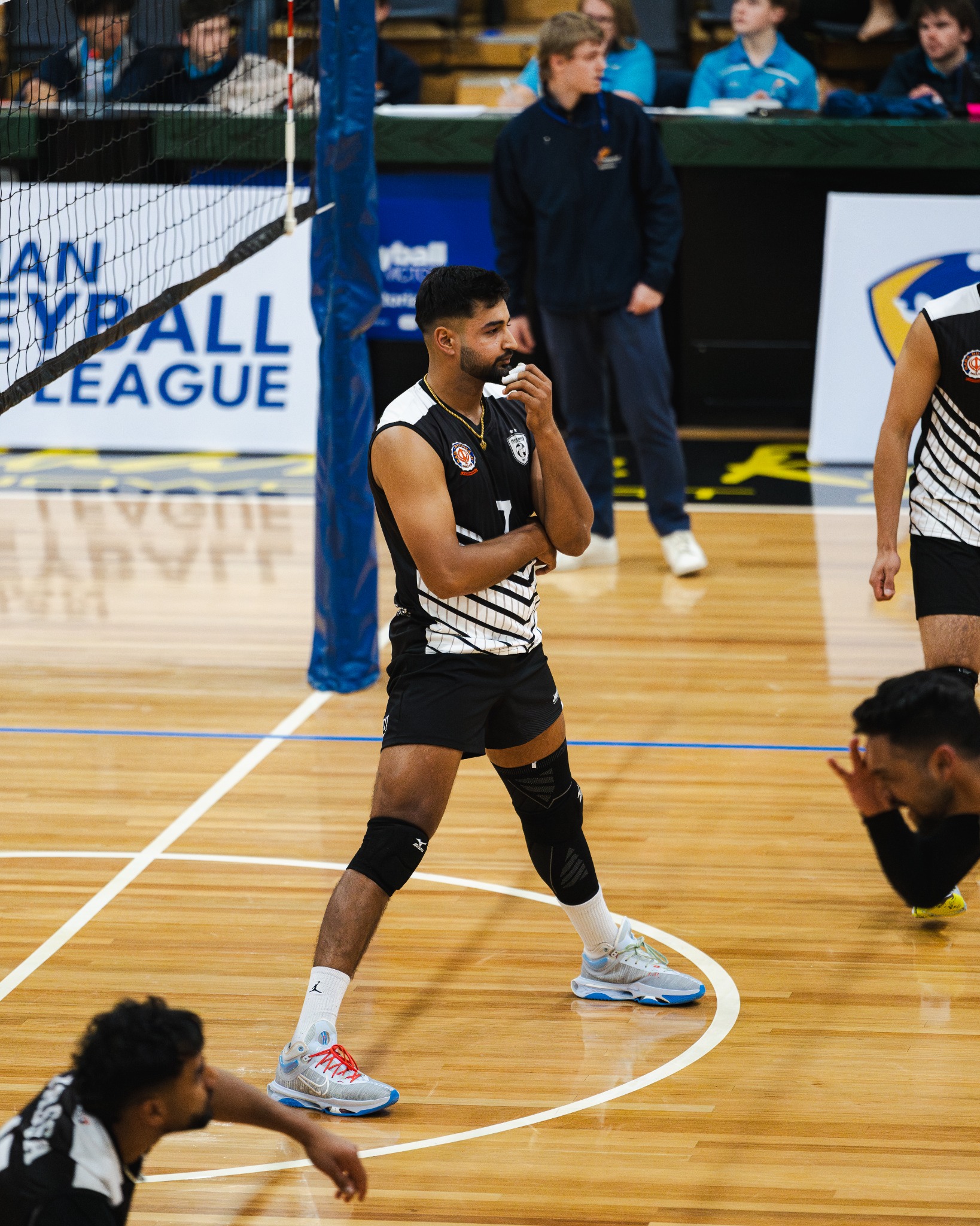 Heidelberg player focused between points
